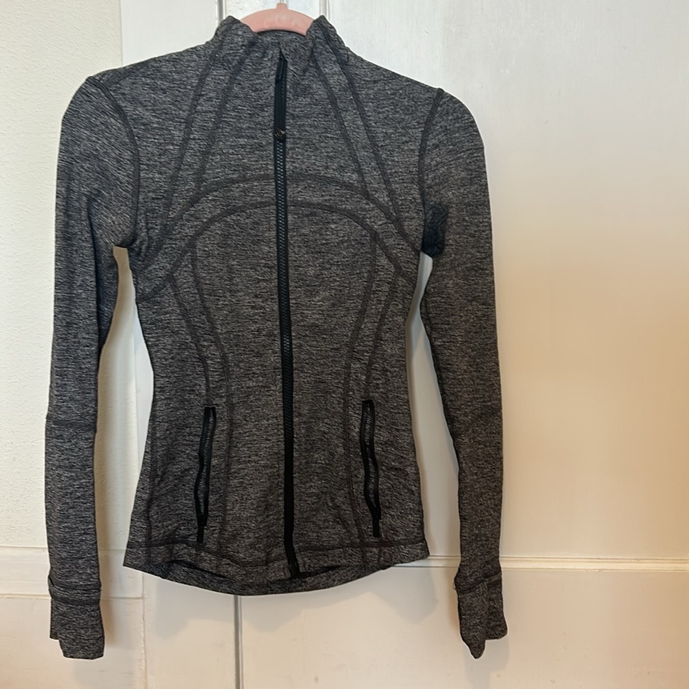 Lululemon Define Jacket - Picture 2 of 2